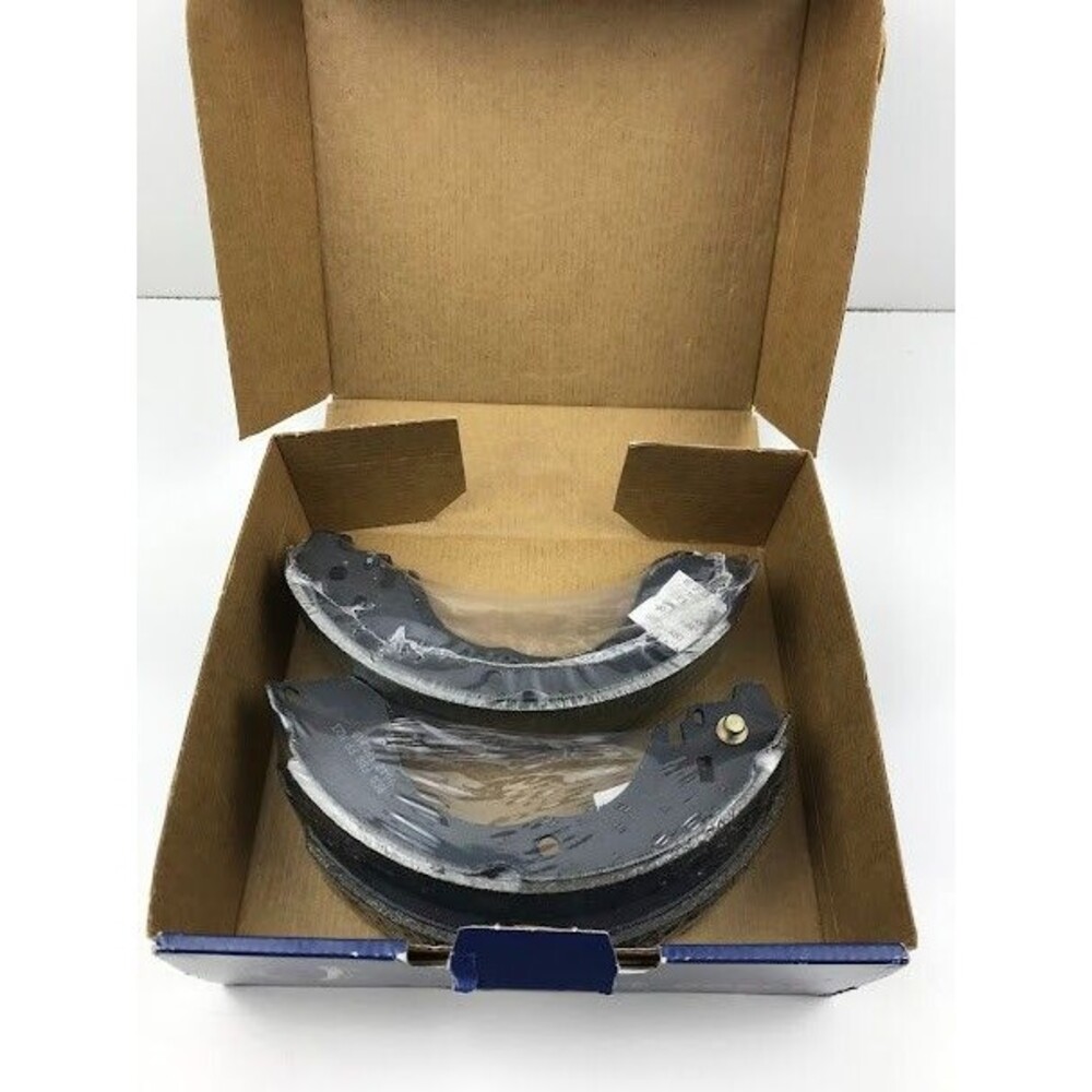 Brand New Bosch BS919 Drum Brake Shoe Set-Rear Drum